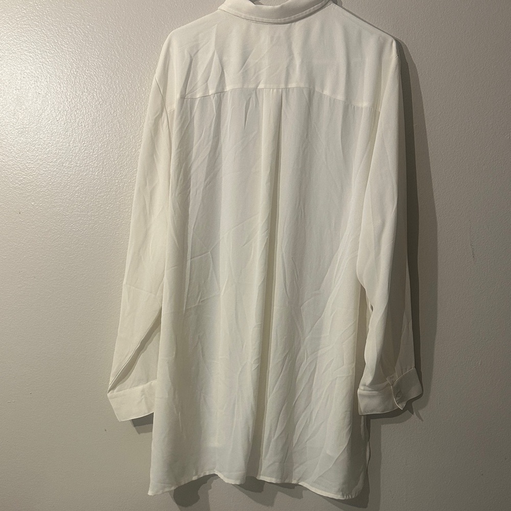 Chicos Womens Tunic Top Blouse Sz 4 Ivory Beaded Curved Sides Long Sleeve NWT - Picture 5 of 5